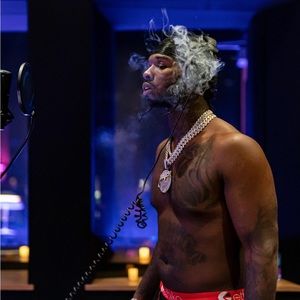 Meet your Posher, Adrian